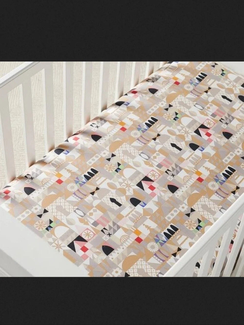 Pottery Barn Modern Baby Disney Small World Organic Fitted Crib Sheet, Multi